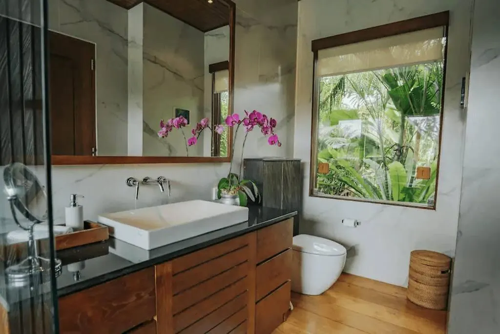 Dwa Chandra Full-Service 5Br Villa In Nature Sanctuary Ubud  Indonesia